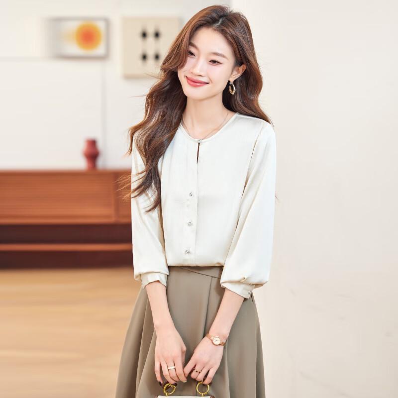 Women's Round Neck Long Sleeve Commuter Blouse