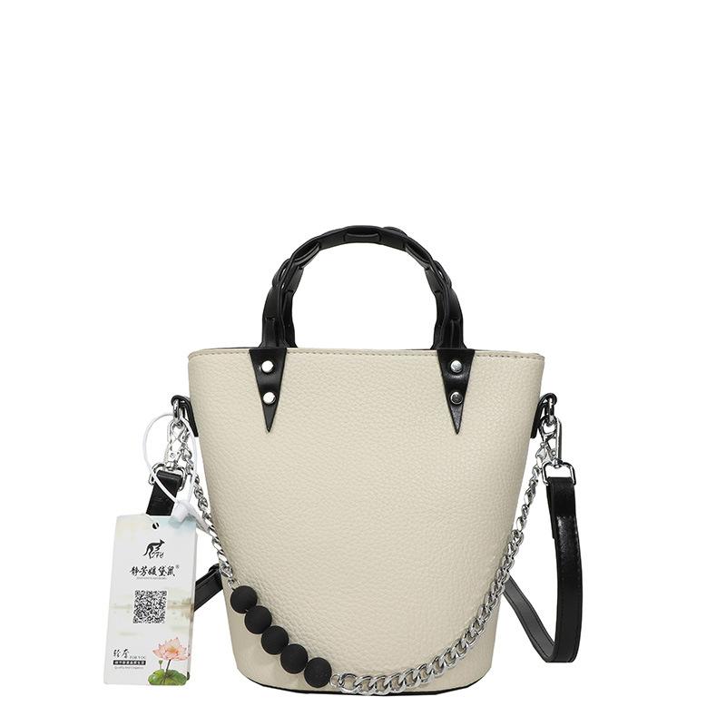 

Korean version of portable fashion contrasting color bucket bag women s 2025 new spring trendy casual shoulder bag high-end women s bag чёрный