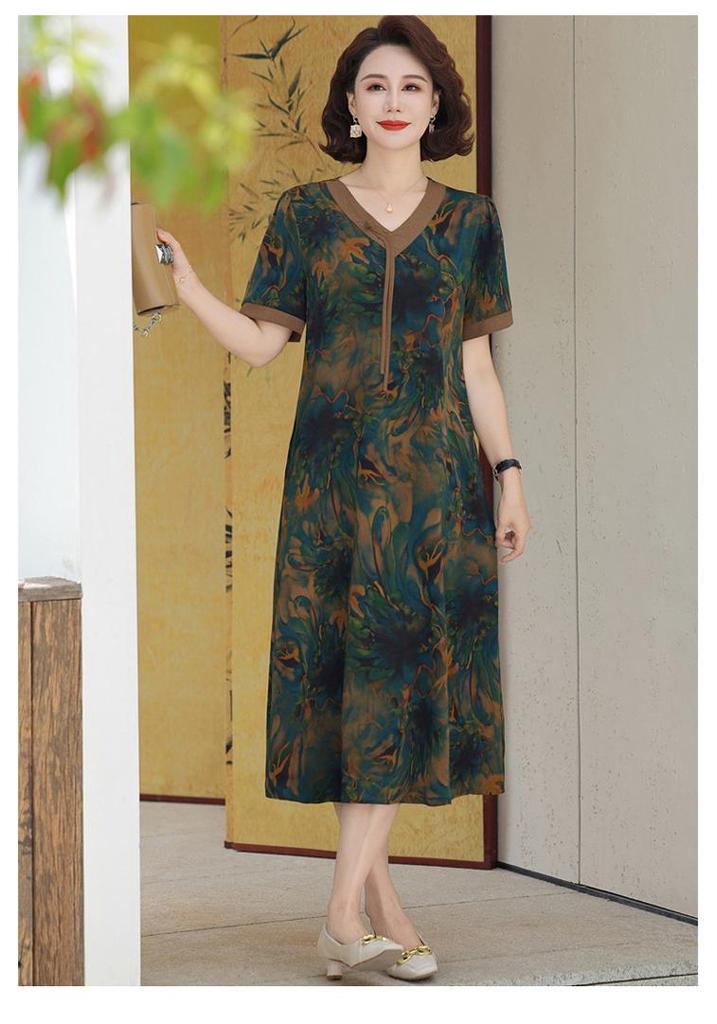 Elegant Short Sleeve Plus Size Summer Dress for Middle-Aged and Elderly Women