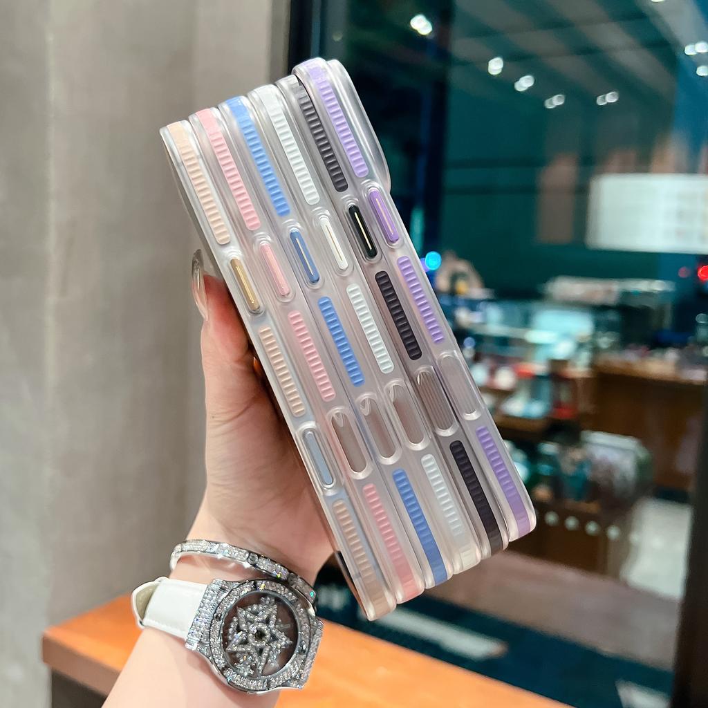 Applicable To Apple 17proMax Corrugated Magnetic Suction Phone Case IPhone 16 Matte Two Color PC Anti Fall 15 Protective Case