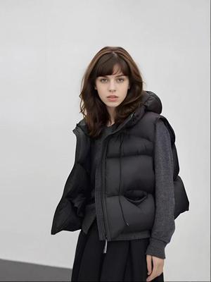 Winter 2025 Women's High-Quality Goose Down Hooded Puffer Vest - Fashionable and Thickened for Warmth