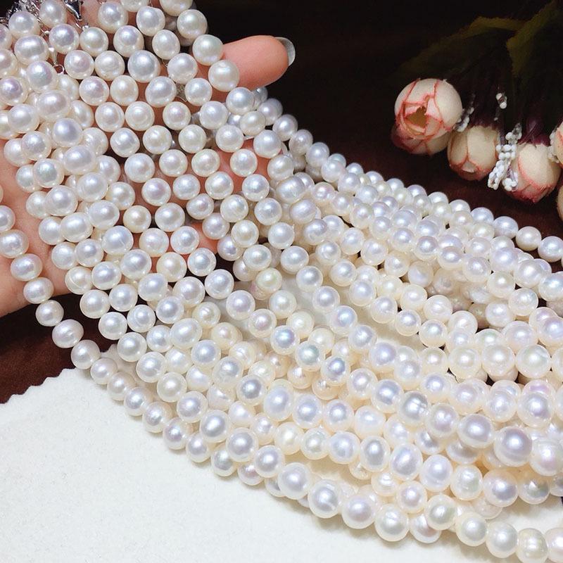 Trendy 8-9mm Large Bead Freshwater Pearl Necklace - Perfect Gift for Girlfriend or Mother