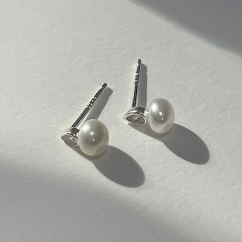 MARQUEMENT Wigo Pearl Earrings