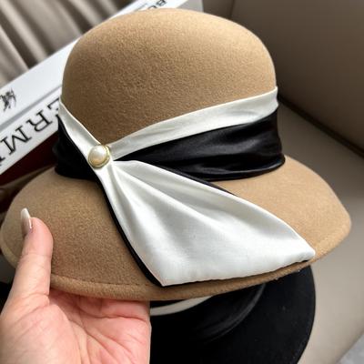 Top Hat Autumn and Winter Hepburn Style Woolen Fisherman Hat French Retro Socialite Pearl Bow Elegant Temperament Felt Hat