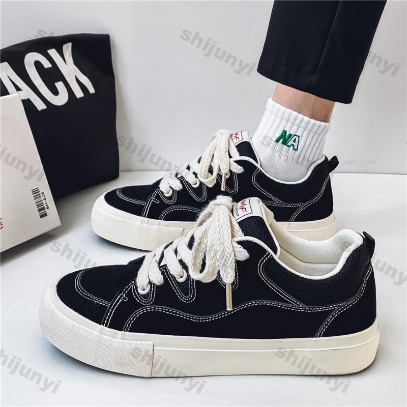 Men White Sneakers 2026 Spring Autumn New Fashion Cross Tied Non Slip Running Shoes Comfortable Breathable Outdoor Casual Flats