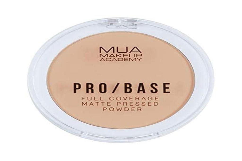 MUA Pro Base Polvo Mate Cobertura Total 130 (6,5 gramos)