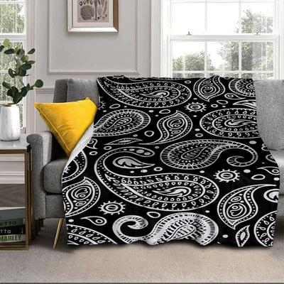 Black And White Paisley Pattern Blanket Flannel Blanket for Bed, Sofa, Camping, Hiking, Picnic Essentials, Gift for Family Fan Gifts