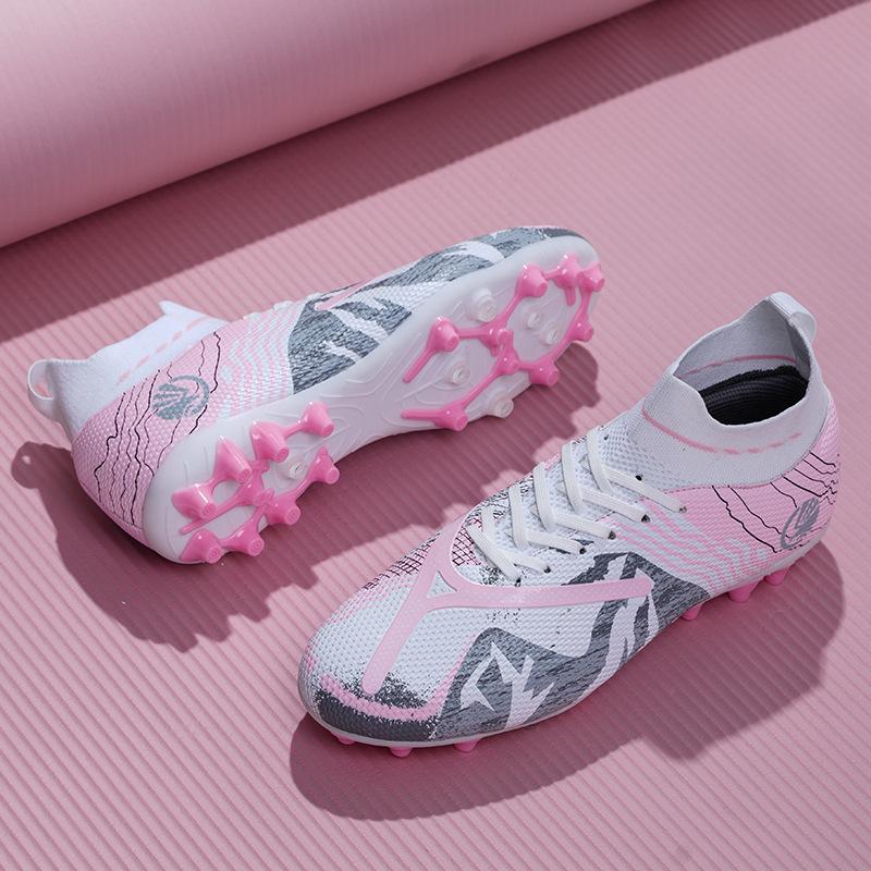 New football shoes male and female students long nails high top broken nails grass training football shoes youth spot