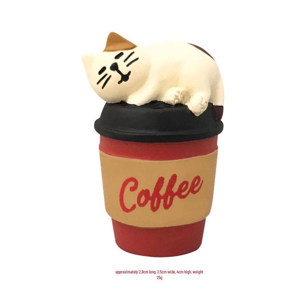 Creative Japanese INS ZAKKA Resin Crafts: Cute Christmas Ornaments & Gifts