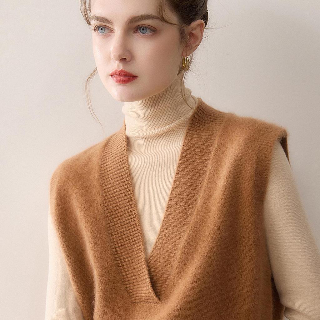 Women's Cashmere Knitted Sleeveless Sweater Vest for Autumn and Winter