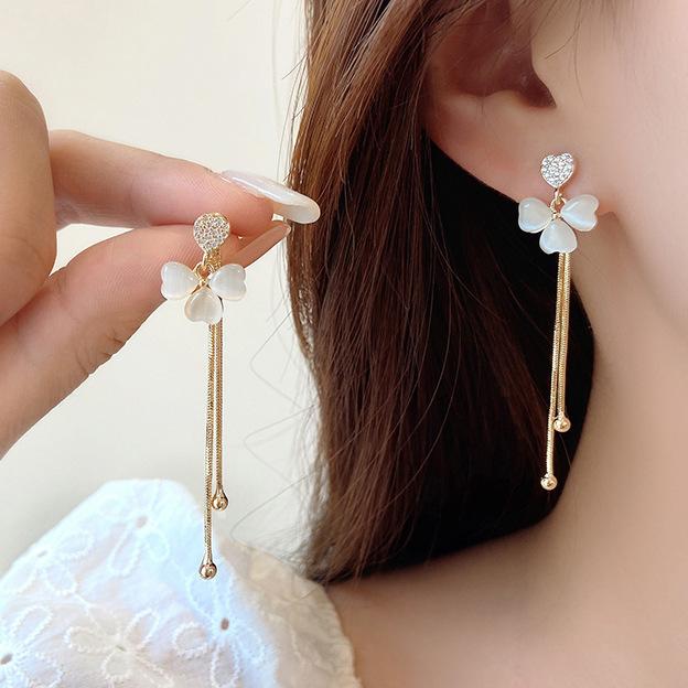 Brincos de Borla Pérola Sense Premium Agulha de Prata Celebridade Elegante Moda Brincos de Temperamento Brincos Longos de Diamante Flash de Luxo Leve Mulheres