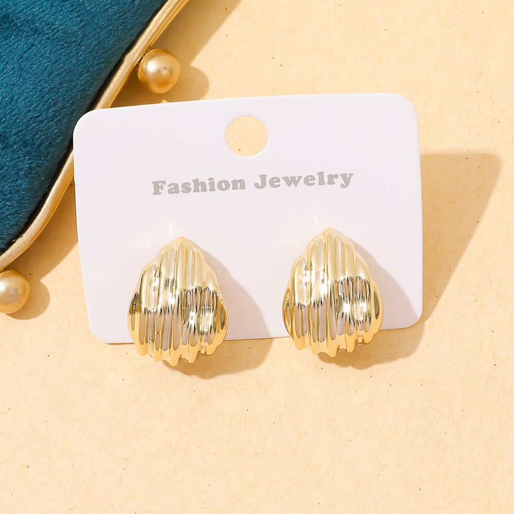 European and American ins geometric simple stud earrings acrylic niche high-end gold-plated earrings women's
