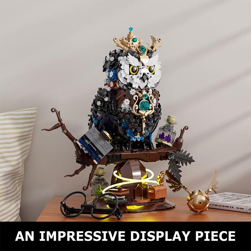 1288Pcs Creative Magical Owl With Lights Building Blocks MOC Mechnical Bird Animal Assembly Bricks Toys Children Christmas Gift