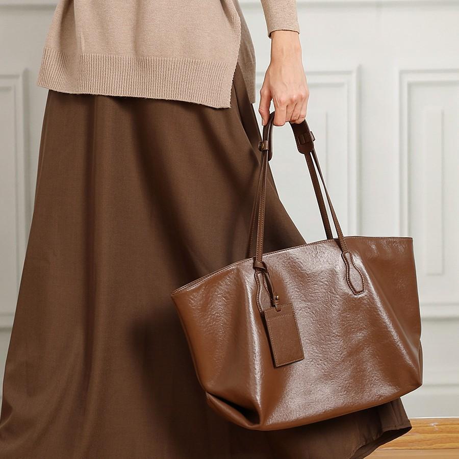 Top Layer Vegetable Tanned Leather Large Capacity Tote Bag Women'S Premium Texture Commuter Shoulder Bag Large Bag