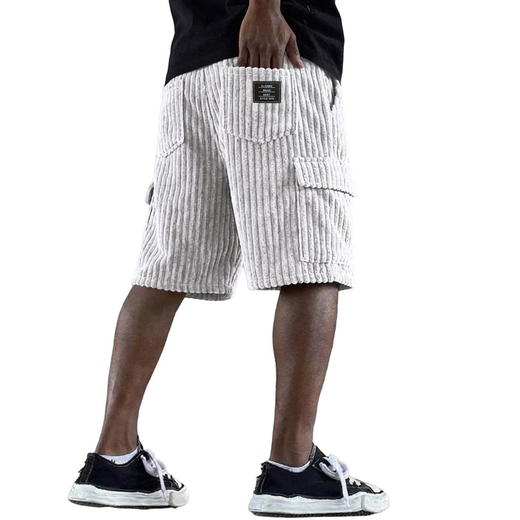 Herren Corduroy Lockere Passform Shorts Vintage Stil Lockere Freizeitshorts mit Lederetikett und großem Streifenmuster Design