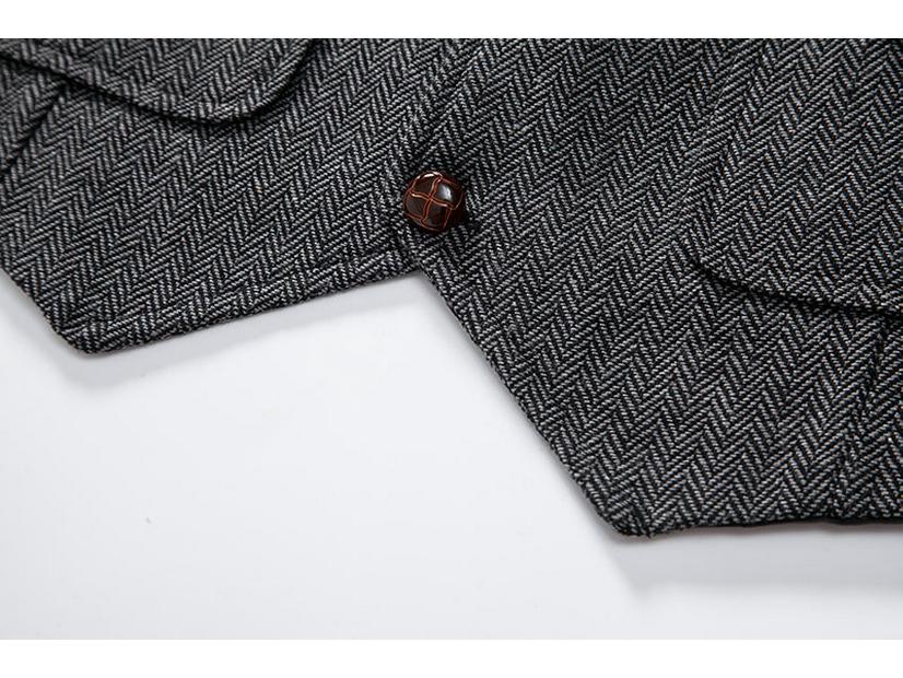 2024 Spring Retro European Men's Casual Lapel Chain Vest