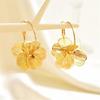 Elegant Vintage Flower Petal Pendant Earrings for Women Hanging Lightweight Ear Pendants Fashion Party Wear Jewelry