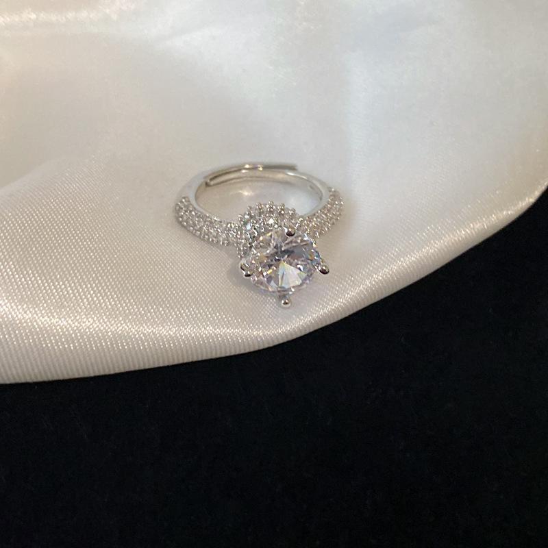 Vintage Palast Blumenring Diamantstil Leichter Luxus Premium Zeigefinger Schmuck