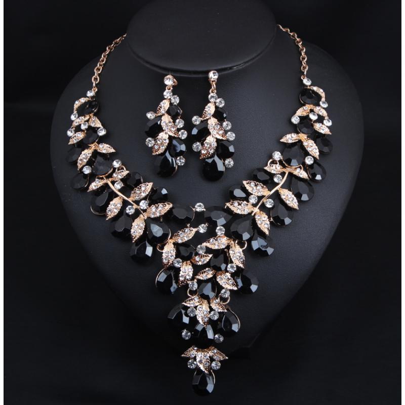 European and American Minimalist Bride Diamond Necklace Earrings Set Dress Wedding Banquet Female Accessories