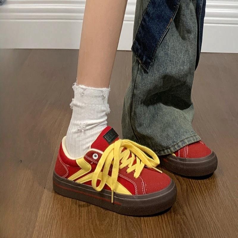 2025 red platform fashion versatile board shoes women's soft sole breathable student single shoes summer new casual sports shoes