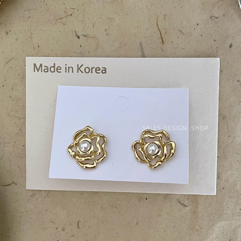 Pearl Hollow Camellia Stud Earrings: Unique, Elegant, Light Luxury Jewelry for Women