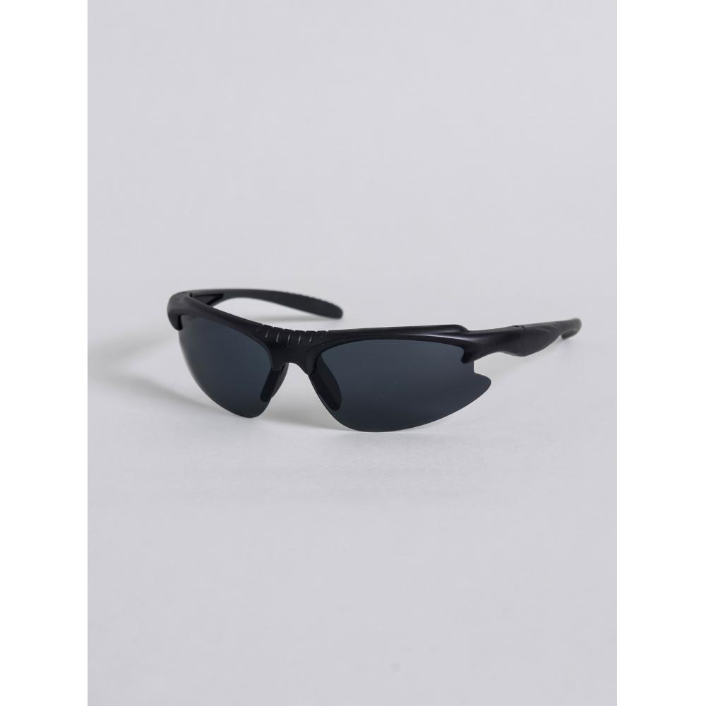 

Daiso Прості спортивні сонцезахисні окуляри Чорні