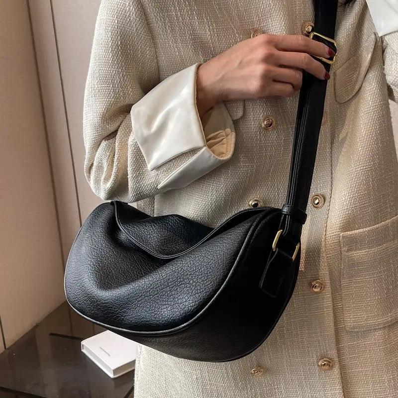 Niche fashion versatile underarm small bag women's new trendy and popular messenger dumpling bag