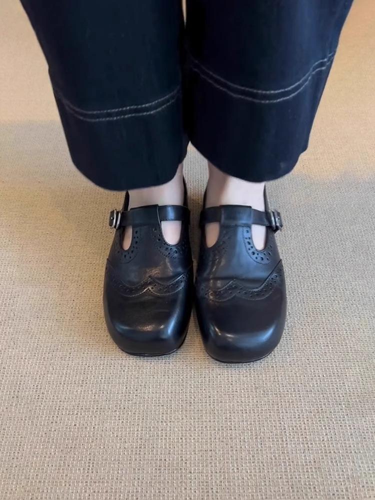 

Туфли Мэри Джейн с круглым носком и Т-образной застежкой, новая женская обувь, ретро туфли-лодочки, женские маленькие кожаные туфли 40 чёрный