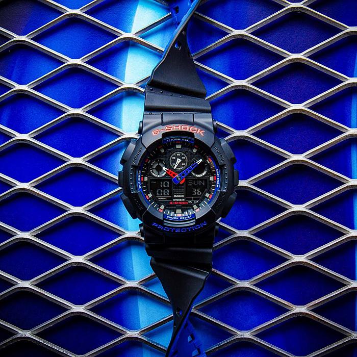 Casio G-SHOCK Men's Resin 200M Water Resistant Digital Shock Resistant Quartz Watch GA-100LT-1A