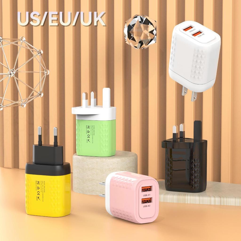 High-Power Multi-Port Universal PD Charger with US/EU Plug