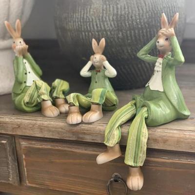 3 pezzi di scultura di coniglio, accattivante, decorativa, resistente all'usura, moderna, viola, verde, decorazione per la casa.