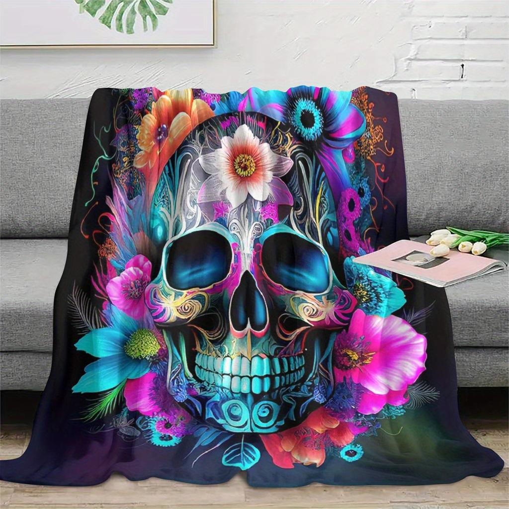 1pc Cozy Skull Print Flannel Throw Blanket - Contemporary Digital Print Soft and Warm All-Season Knitted Polyester Blanke