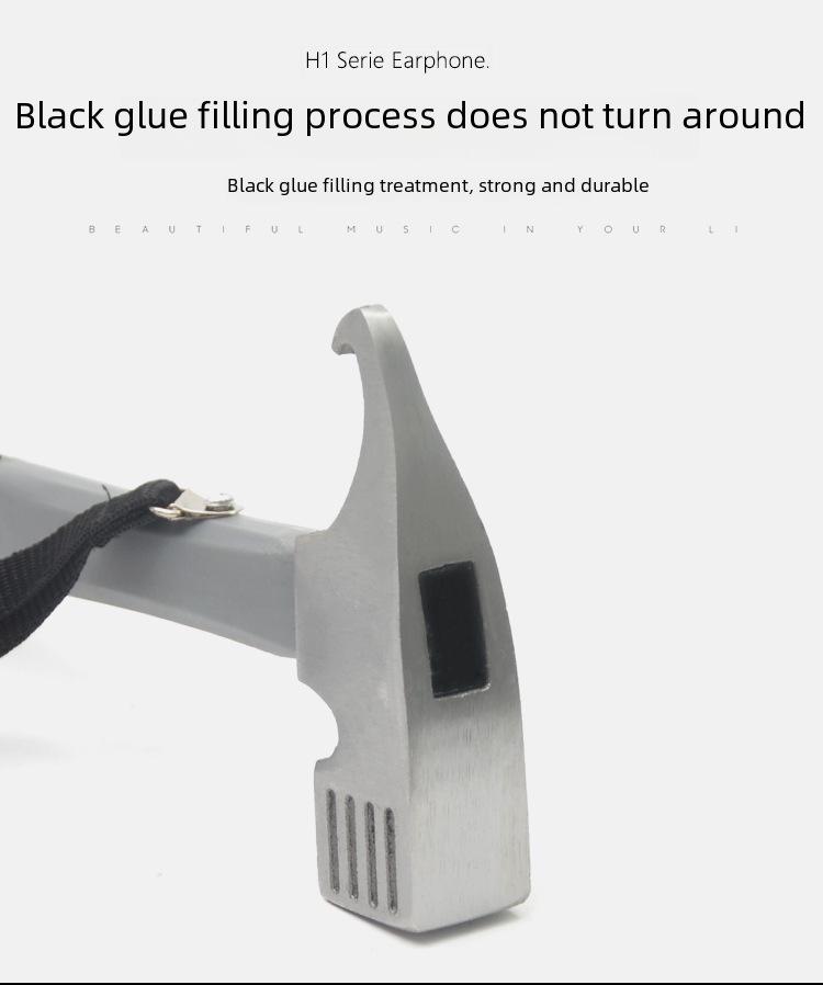 Multifunctional Outdoor Hammer: High-Carbon Steel Camping Tool with Ground Nail Puller