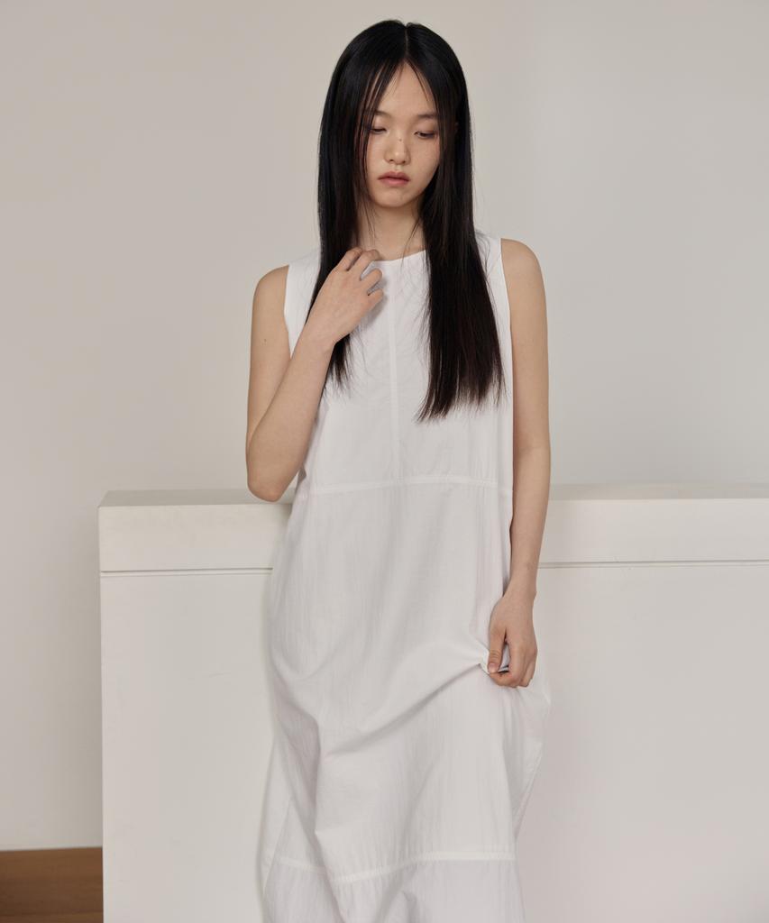 38 Come On Common Relaxed Sleeveless Dress (White)