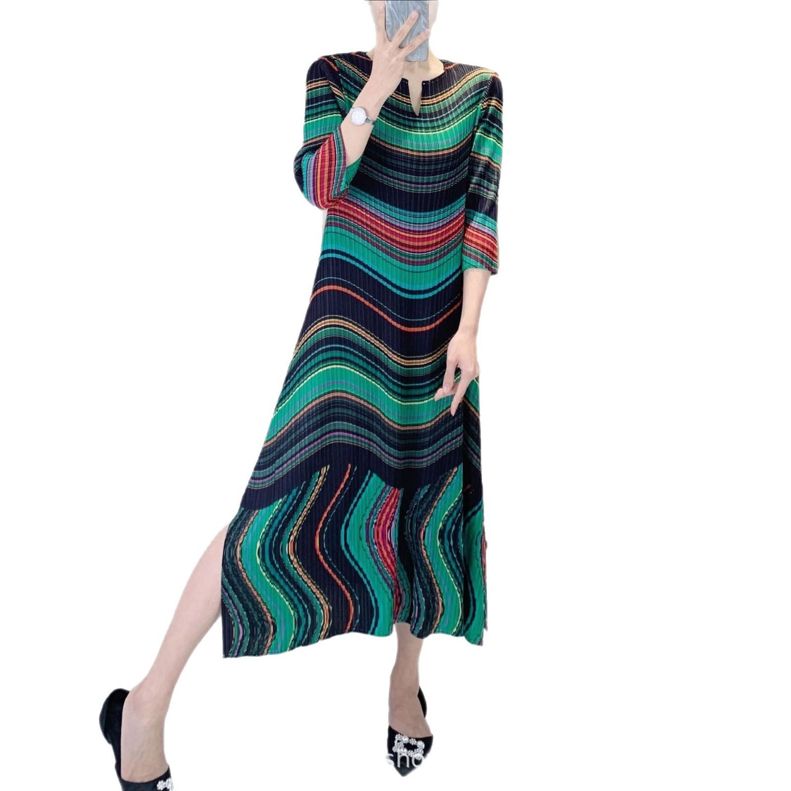 

Rainbow Stripe Pleated Dress - Plus Size Casual Fashion 2025 One Size [Suitable for 80-150 Jin]