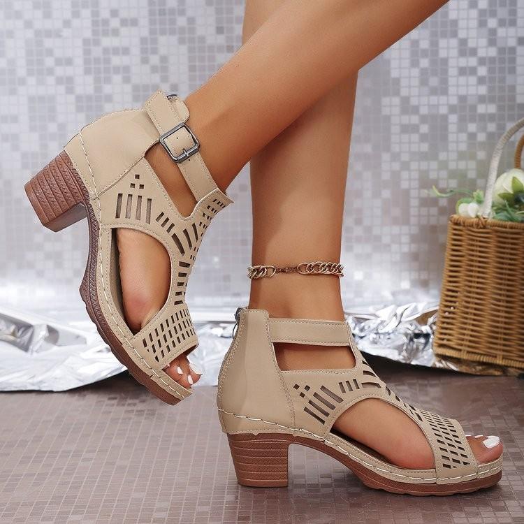 Large size European, American and Roman sandals 22 summer new hollow zipper middle heel sandals