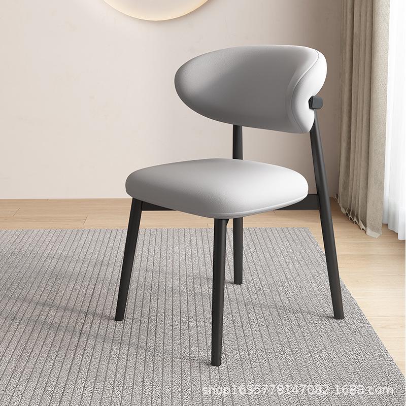 Nordic Modern Minimalist Solid Wood Dining Chair with Soft Pack Backrest - Comfortable Light Luxury Ram's Horn Design for Home, Restaurant, and Hotel.