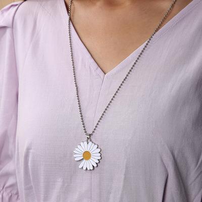 Small Fresh Long Pendant Sweater Chain Fashion Popular Daisy Necklace Women