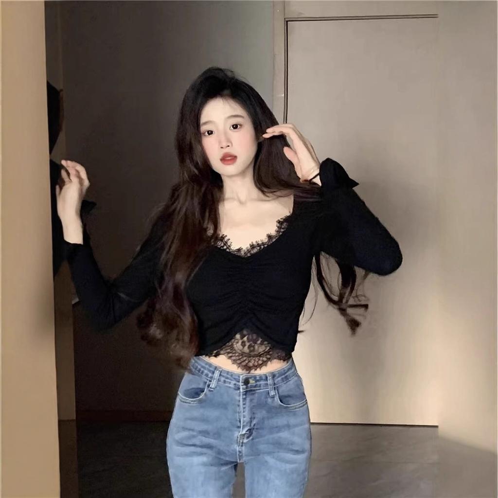 Pure desire V-neck lace splicing long-sleeved T-shirt women's autumn sexy exposed navel short tight top with pleated bottoming shirt