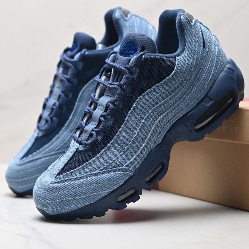 

Чоловічі кросівки Max95 Denim Obsidian зі спільним брендингом для бігу - Модне та трендове повсякденне взуття 44 джинсовий синього кольору