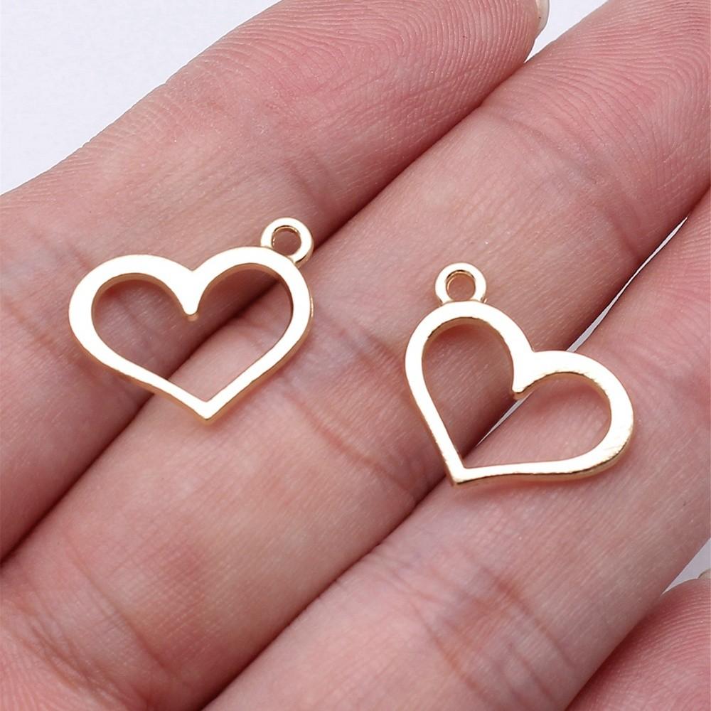 Charms Openwork Heart Pendants Vintage Jewelry Supplies QC068
