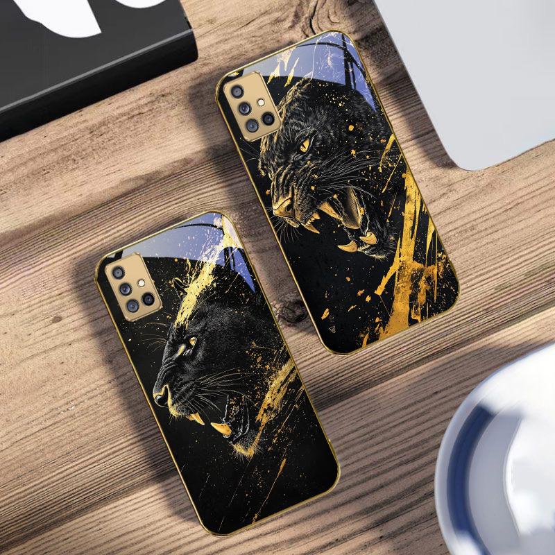 The calm black panther For Samsung A 01 52S A04 A05S A10 A12 A13 22 23 24 36 42 M02 Note 10 20Ultra 8 9 Golden glass phone case