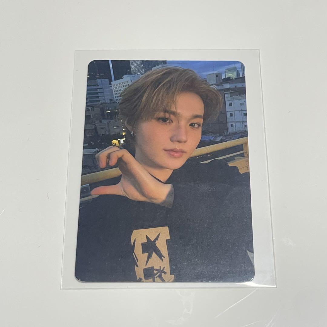 

[USED] Treasure Doyoung Seoul Tower Collaboration Bonus Lucky Dollar Trading Card