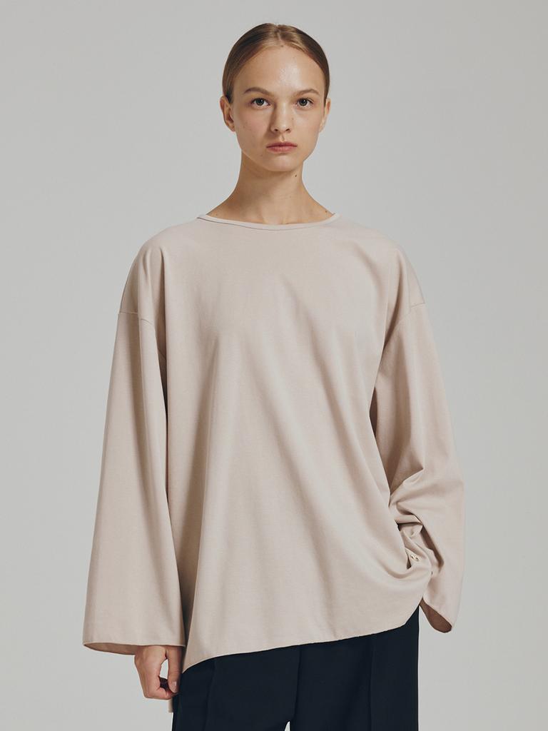 NOUVE Long-Sleeve Overfit T-Shirt - Light Beige