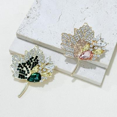 Coat Brooch Women's Rhinestone Maple Leaf New Suit Corsage Accessories Luxury High-end Neckline Exquisite Pin