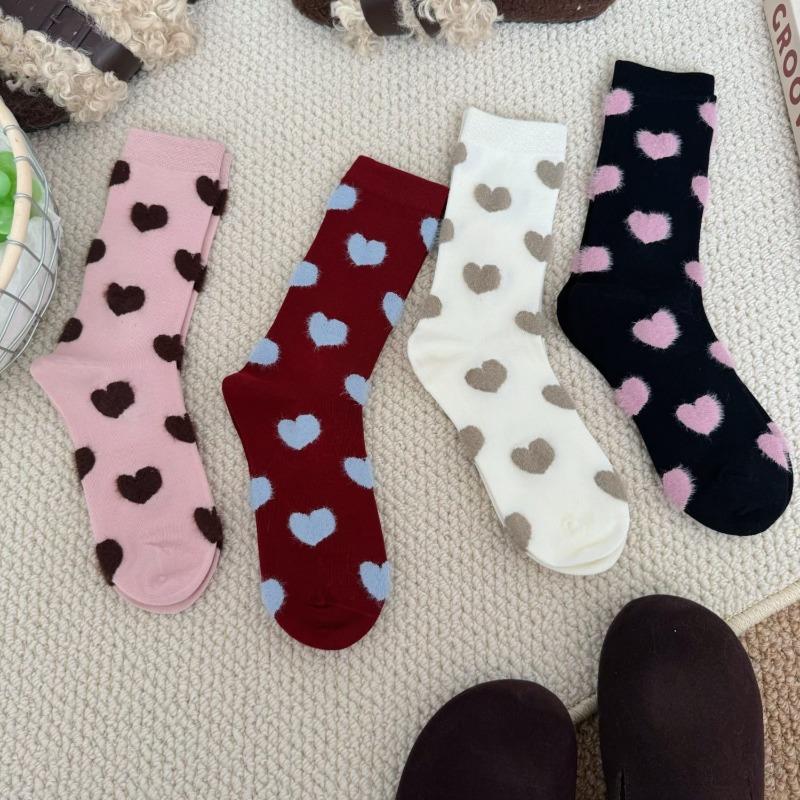 Female Autumn and Winter Fashion New Love In The Tube Pile Socks