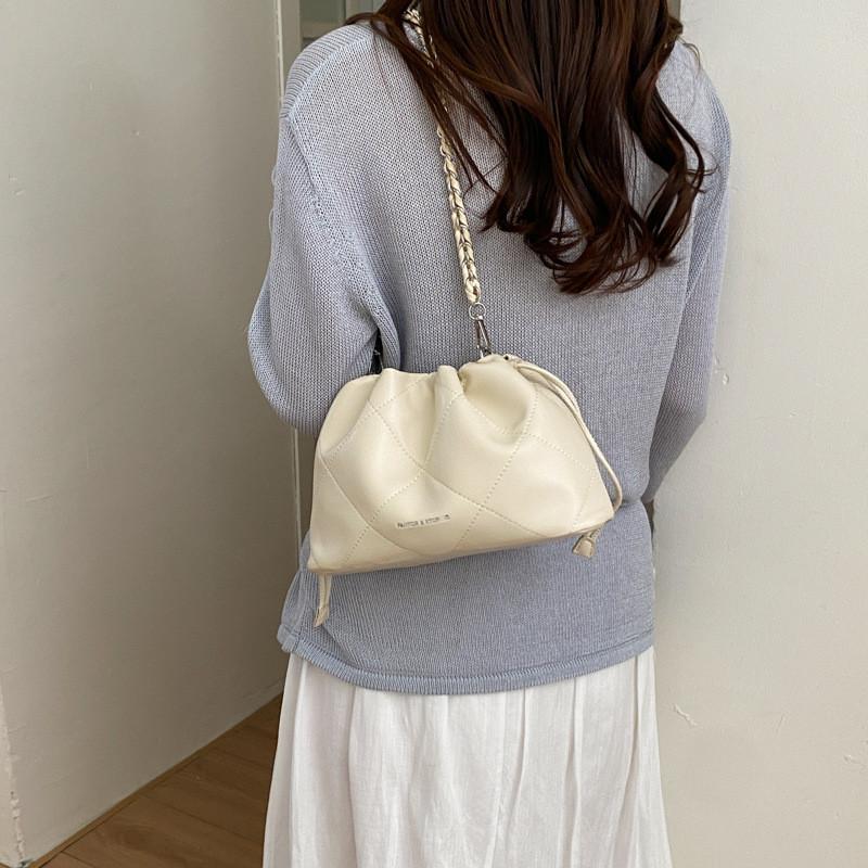 IELGY Diamond Chain Bag Fashionable Texture Shoulder Bucket Bag