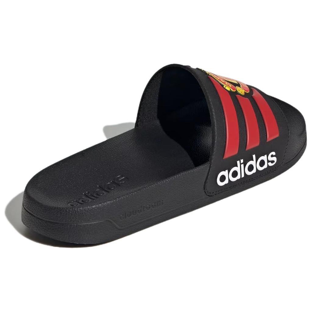Manchester United x adidas Adilette Doccia Kit Casa 2025 Sneakers Unisex Nero Core-Black Rosso JS4963
