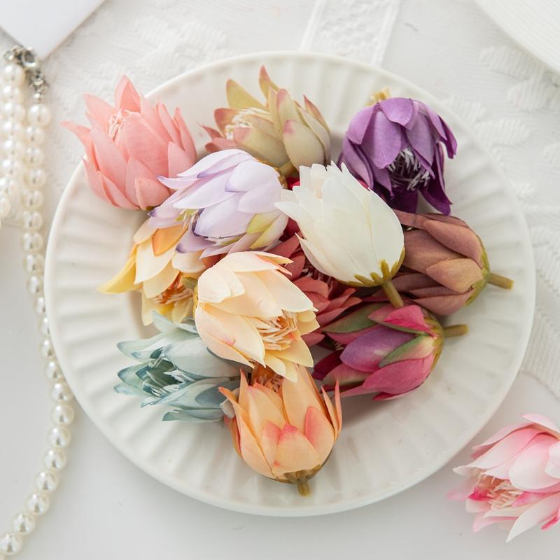 

50/100PCS Pineapple Blossom Artificial Flowers Silk Home Room Table Decora Wreaths Wedding Bridal Ornament Headwear Diy Gift Box 50 pcs