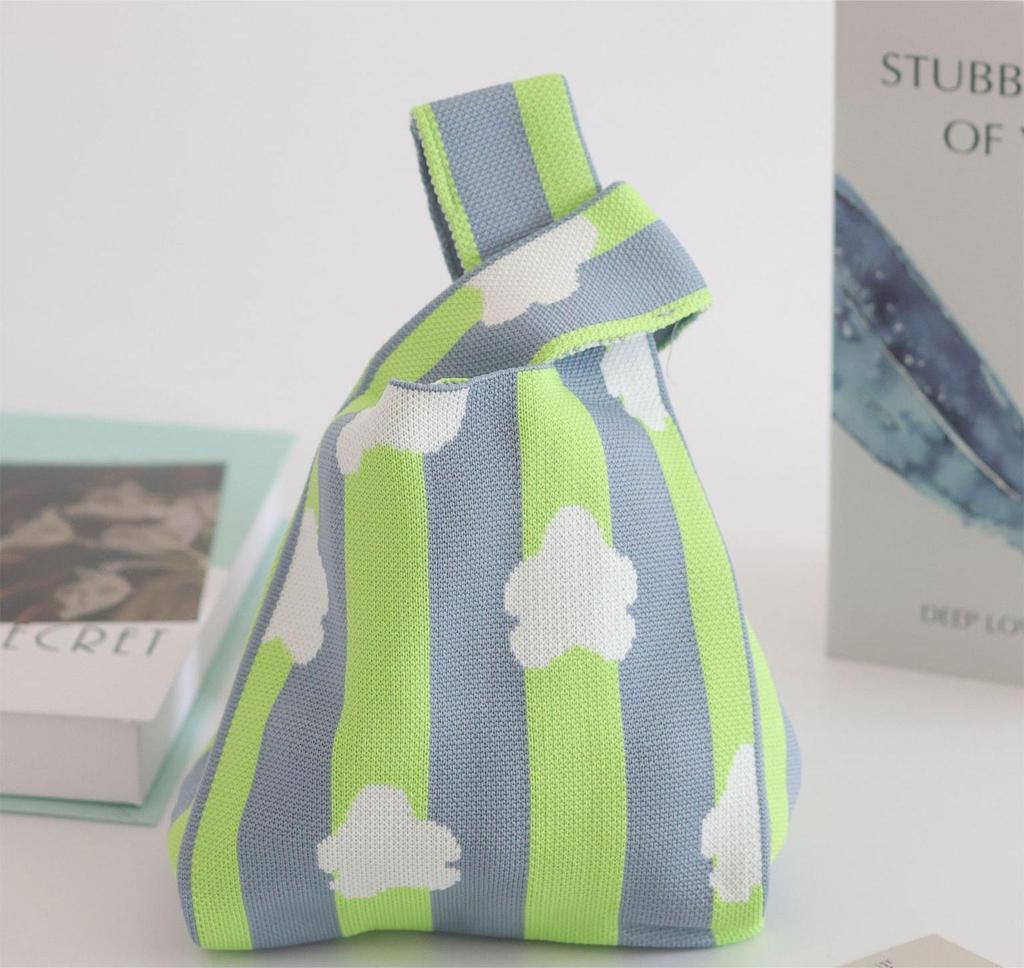 Chic Portable Knitted Handbag - Xiaohongshu Recommended Cute Style